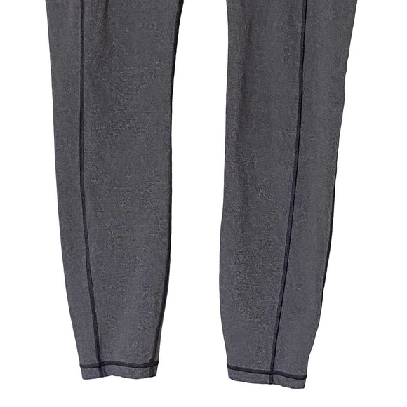 Lululemon Speed Up  Luxtreme 7/8 Tight Legging in Heathered Black, Size 6 - Picture 7 of 14